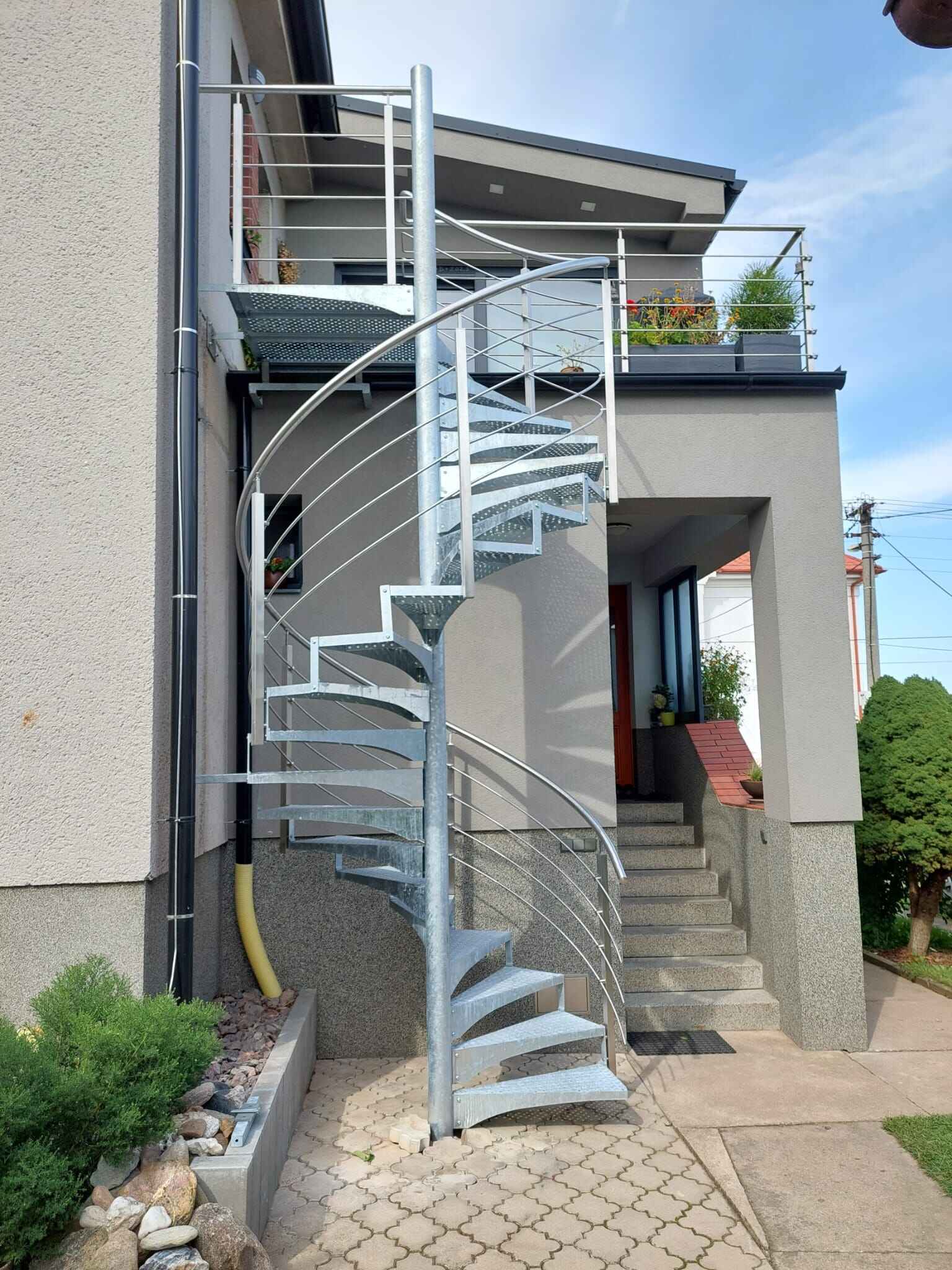 Zakázková výroba 8